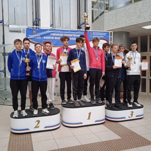 Летающие лыжники УОР № 1–победители и призеры первенства
